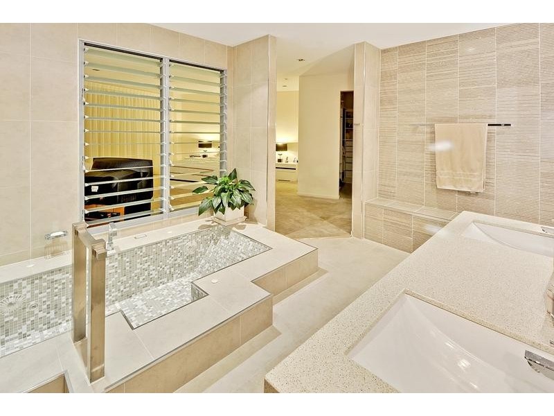 20 Scartree Street, Pelican Waters QLD 4551