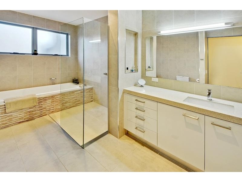 20 Scartree Street, Pelican Waters QLD 4551