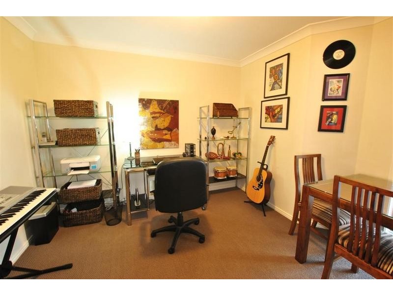5 Scartree Street, Pelican Waters QLD 4551