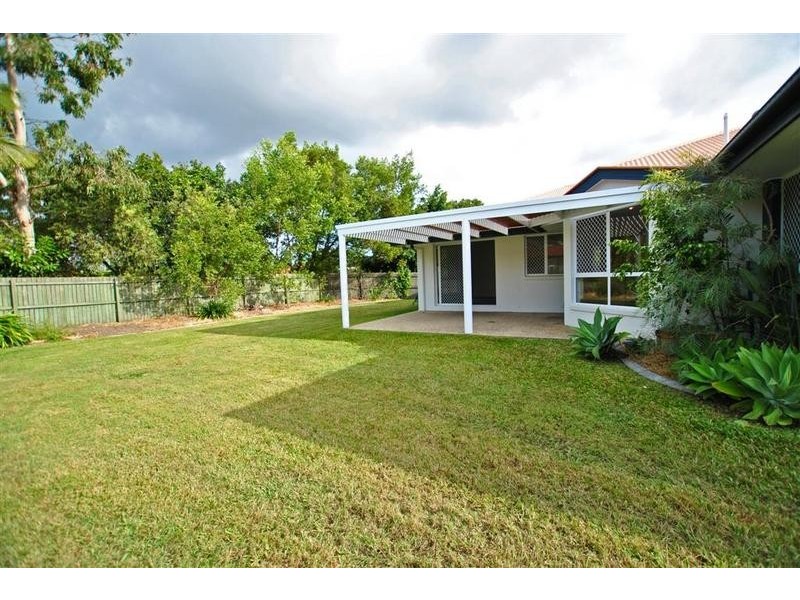 8 Scowcroft Place, Currimundi QLD 4551