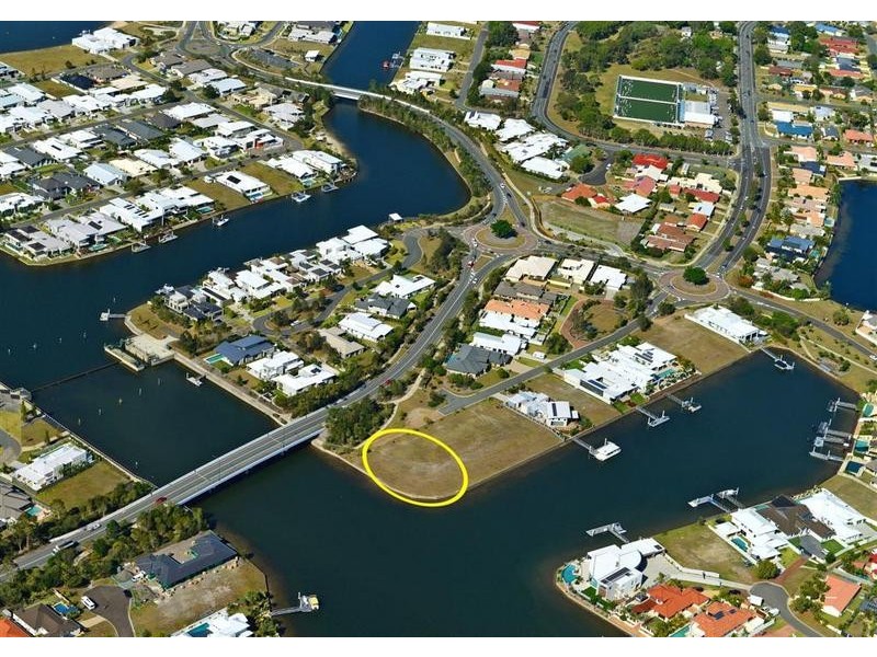 23 Sea Glint Place, Pelican Waters QLD 4551