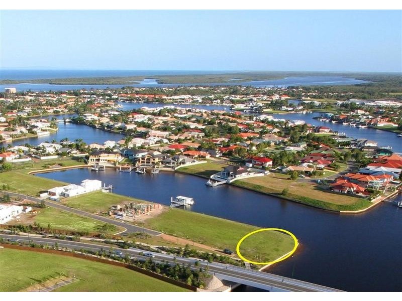 23 Sea Glint Place, Pelican Waters QLD 4551