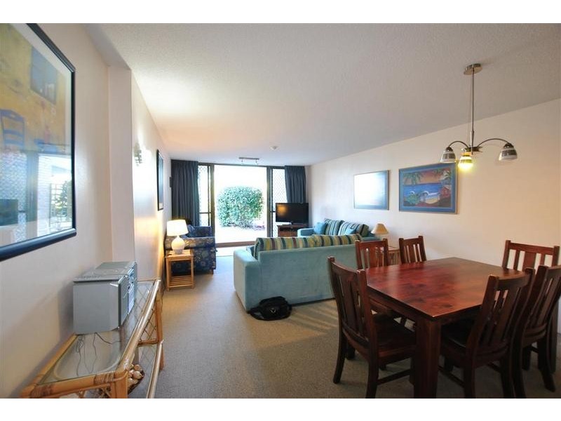 3/ 32 Victoria Terrace, Kings Beach QLD 4551