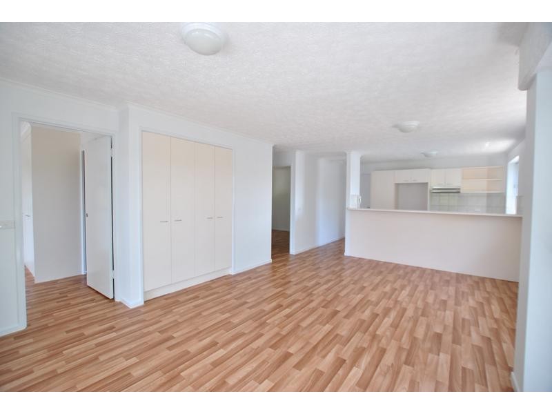 1/ 13 Arthur Street, Kings Beach QLD 4551