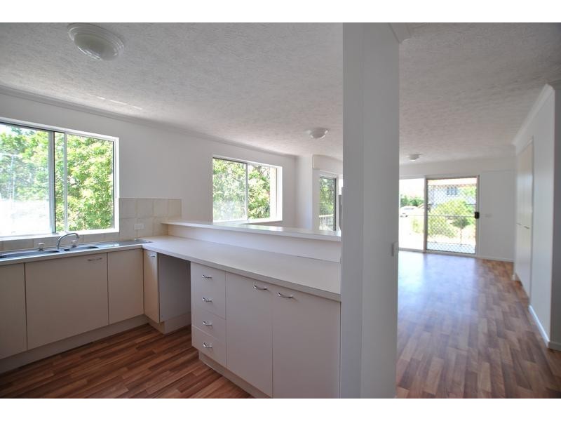 1/ 13 Arthur Street, Kings Beach QLD 4551