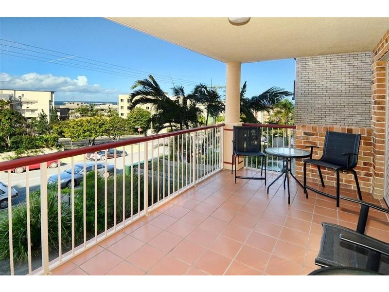 1/ 10 Mahia Terrace, Kings Beach QLD 4551