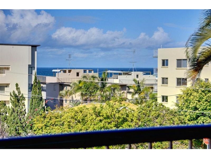 1/ 10 Mahia Terrace, Kings Beach QLD 4551