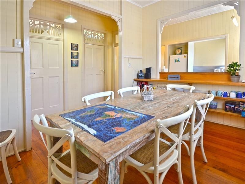 18 Seaview Terrace, Moffat Beach QLD 4551