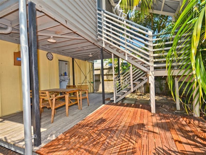 18 Seaview Terrace, Moffat Beach QLD 4551