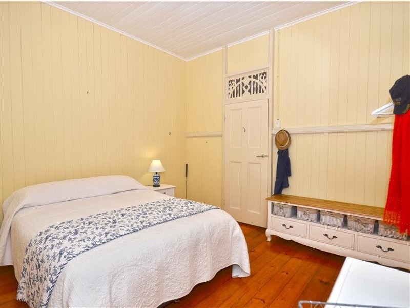 18 Seaview Terrace, Moffat Beach QLD 4551