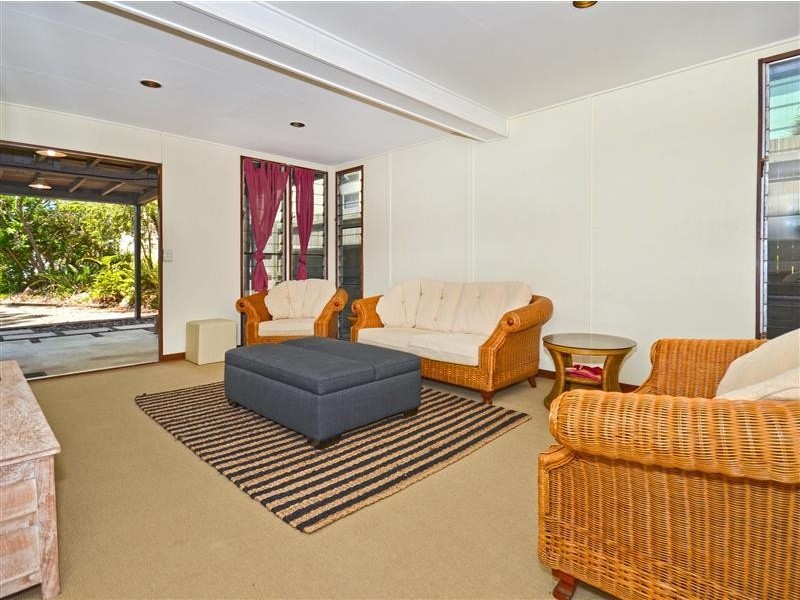 18 Seaview Terrace, Moffat Beach QLD 4551