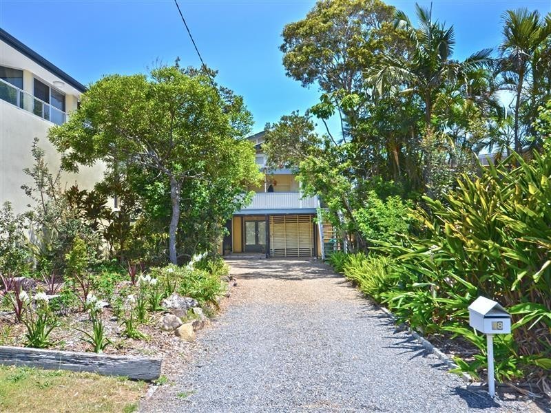 18 Seaview Terrace, Moffat Beach QLD 4551