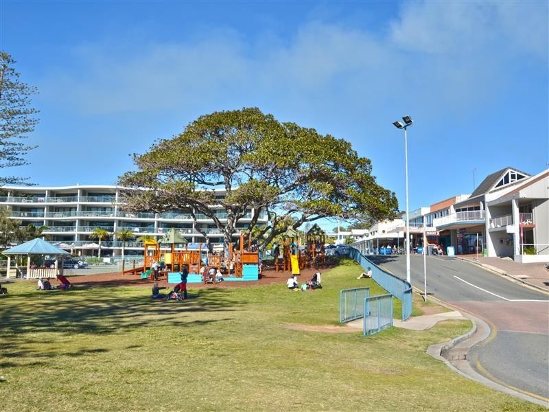 18 Seaview Terrace, Moffat Beach QLD 4551