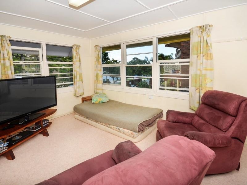 7 Seaview Terrace, Moffat Beach QLD 4551