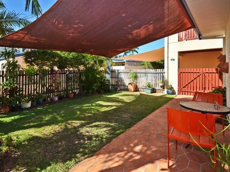 4/ 2 Burke Street, Golden Beach QLD 4551