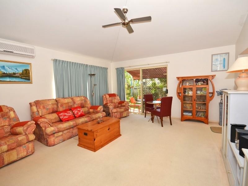 4/ 2 Burke Street, Golden Beach QLD 4551