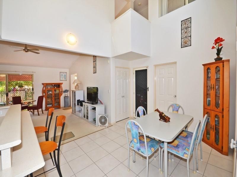 4/ 2 Burke Street, Golden Beach QLD 4551