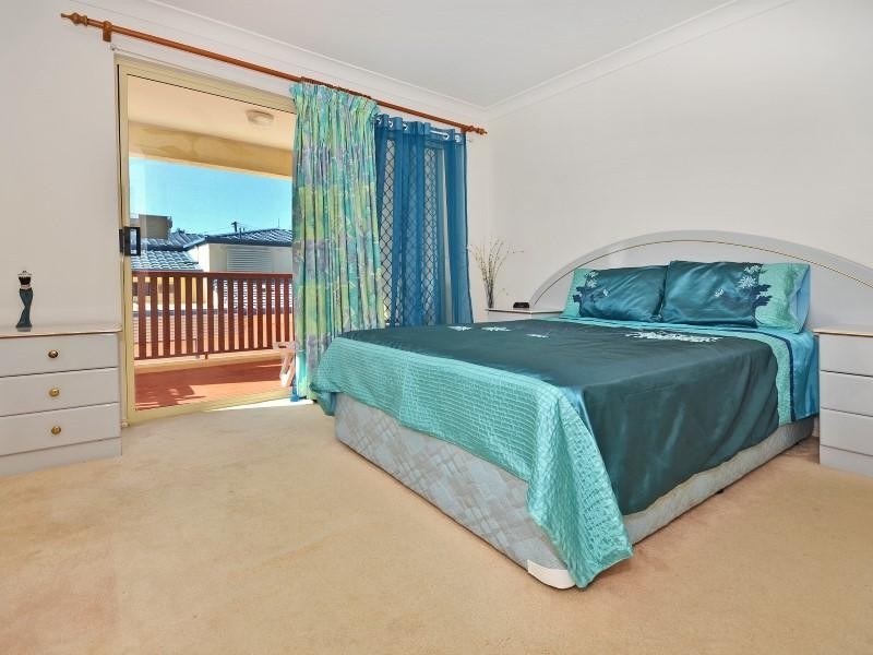 4/ 2 Burke Street, Golden Beach QLD 4551
