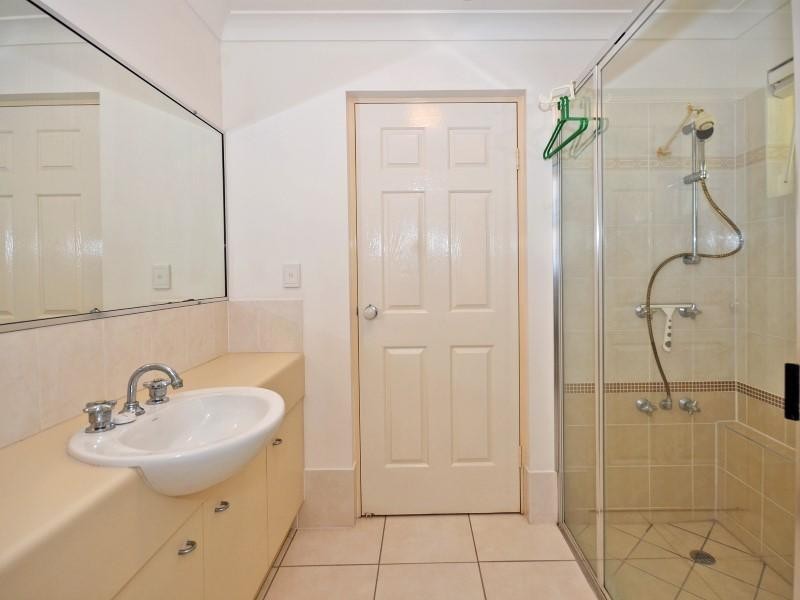 4/ 2 Burke Street, Golden Beach QLD 4551