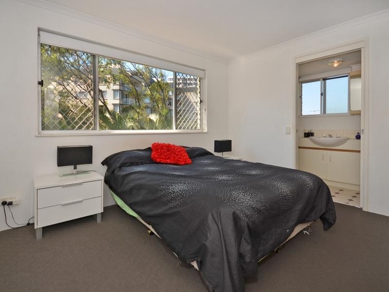 5/ 34 Moreton Parade, Caloundra QLD 4551