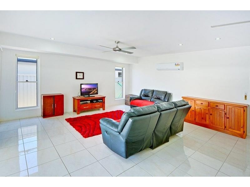 1/ 61 Sovereign Circuit, Pelican Waters QLD 4551