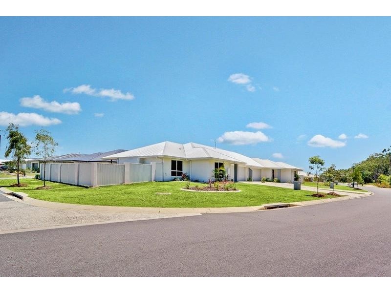 1/ 61 Sovereign Circuit, Pelican Waters QLD 4551