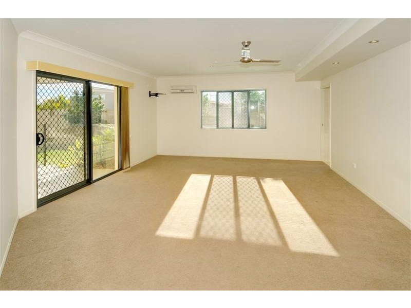 25 Sovereign Circuit, Pelican Waters QLD 4551