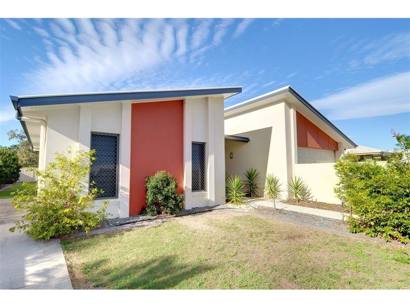 25 Sovereign Circuit, Pelican Waters QLD 4551