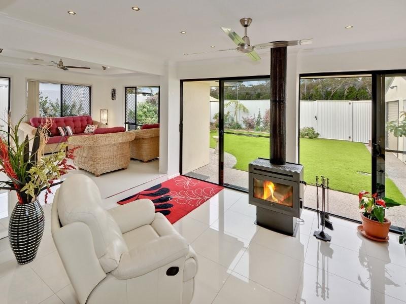 3 Sovereign Circuit, Pelican Waters QLD 4551