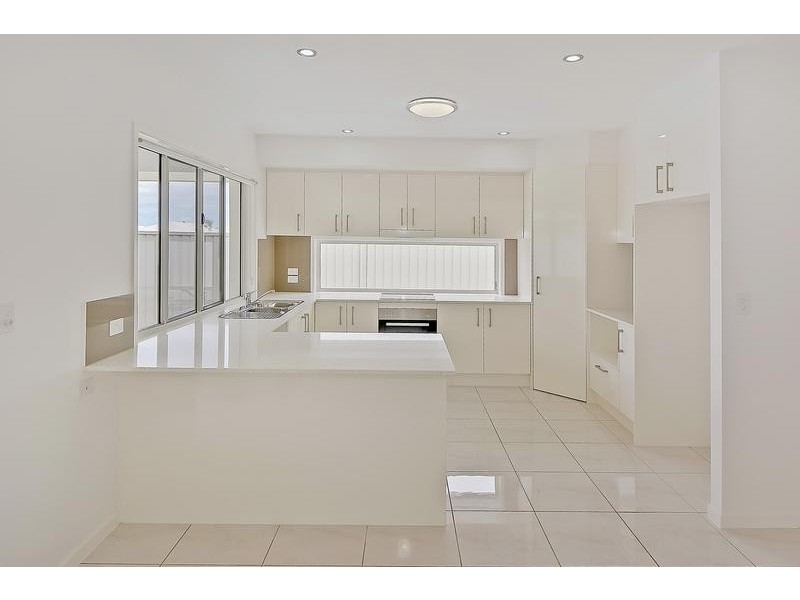 61 Sovereign Circuit, Pelican Waters QLD 4551