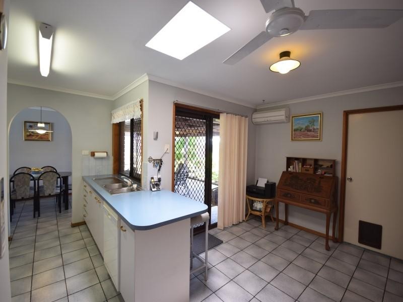 9 Spinnaker Boulevard, Wurtulla QLD 4575