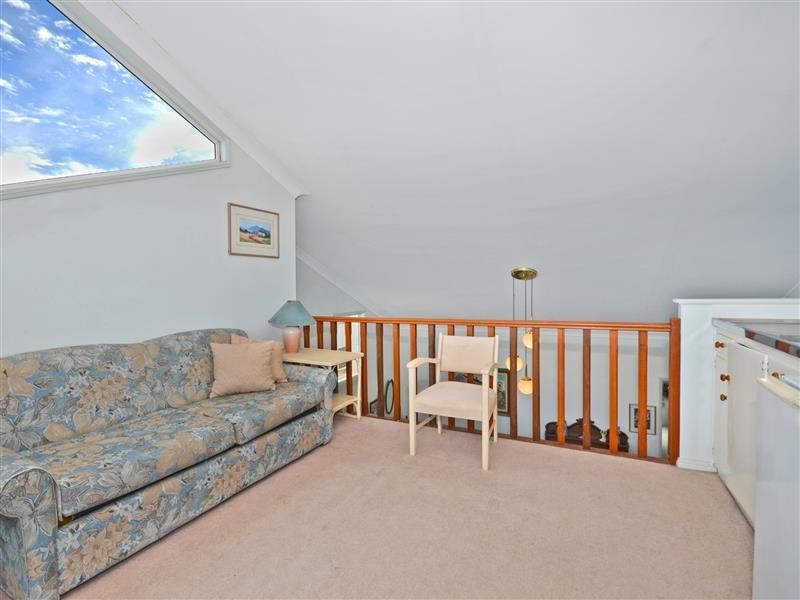 4 Stanley Street, Dicky Beach QLD 4551