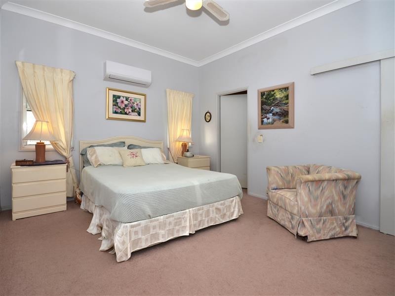 4 Stanley Street, Dicky Beach QLD 4551