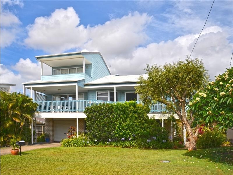 4 Stanley Street, Dicky Beach QLD 4551