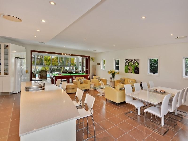 7 Stephen Burton Way, Pelican Waters QLD 4551