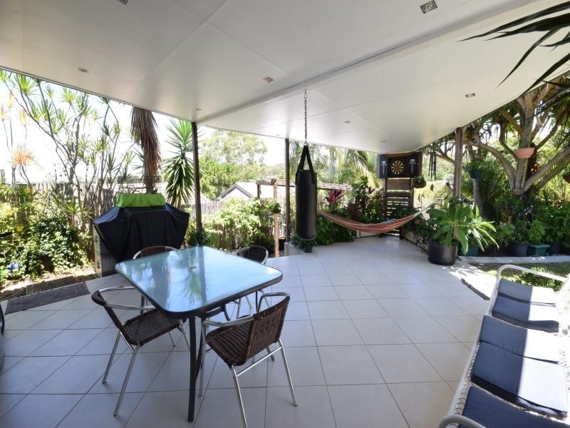 10 St Helena Street, Little Mountain QLD 4551