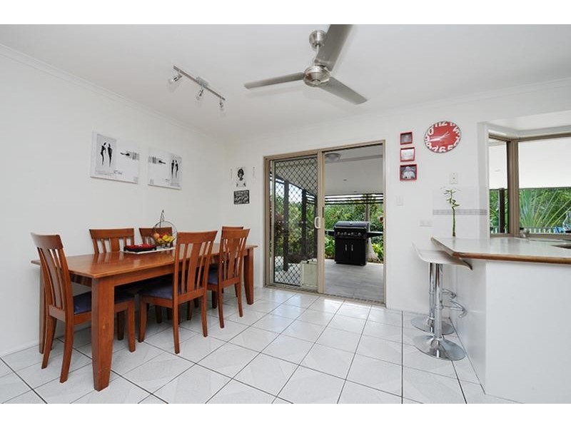 6 St Helena Street, Little Mountain QLD 4551