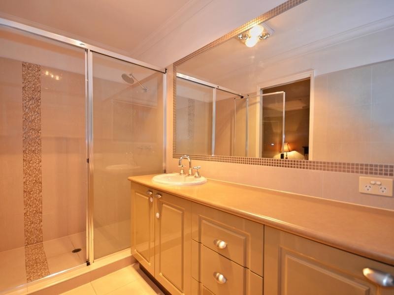 7 Stingray Harbour Court, Pelican Waters QLD 4551