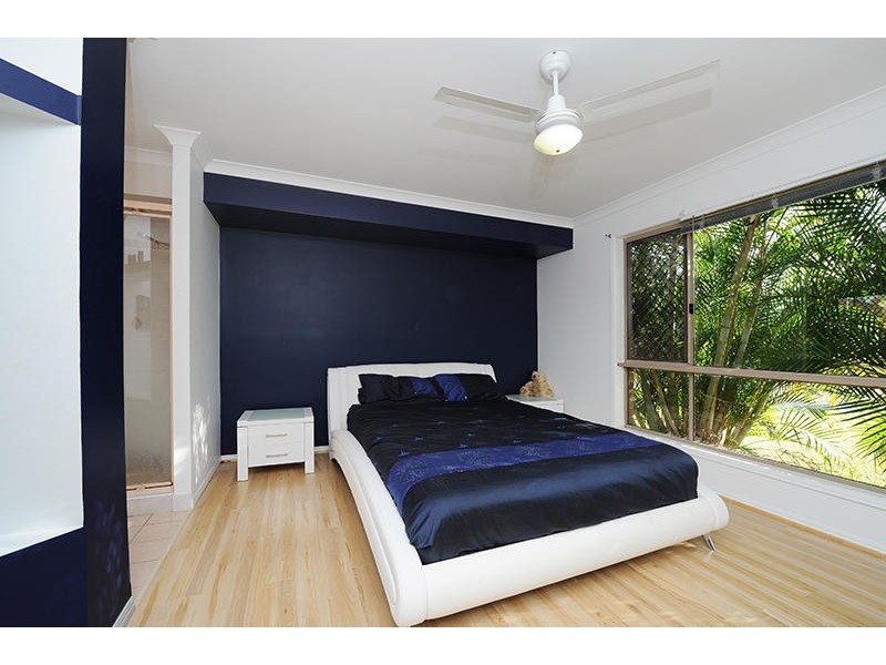 21 St James Court, Little Mountain QLD 4551