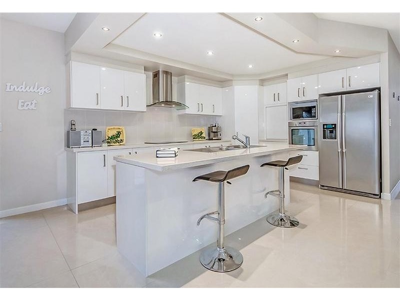 12 St Pauls Avenue, Pelican Waters QLD 4551