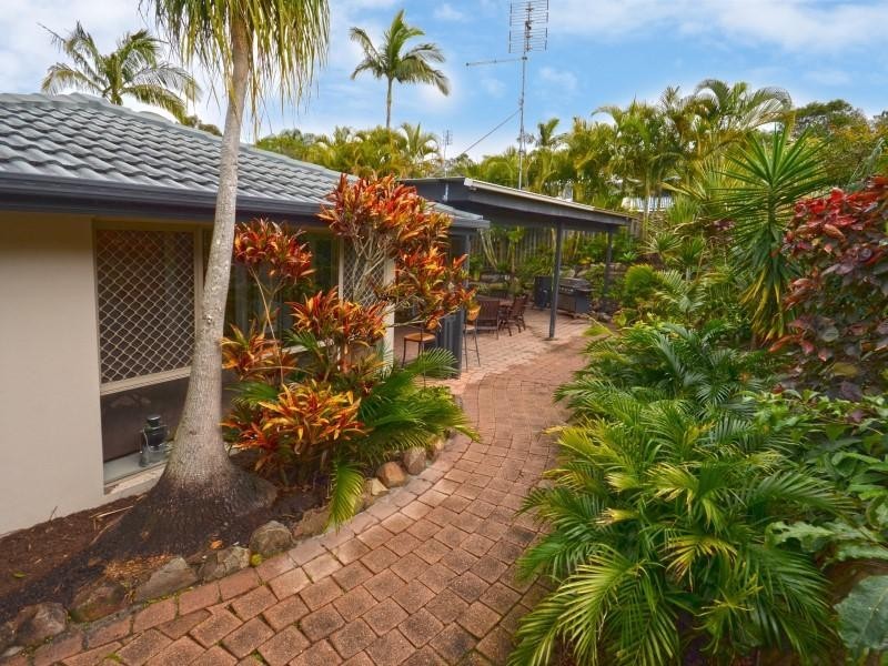 7 Stradbroke Drive, Little Mountain QLD 4551