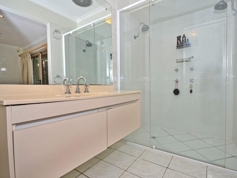 7 Stradbroke Drive, Little Mountain QLD 4551