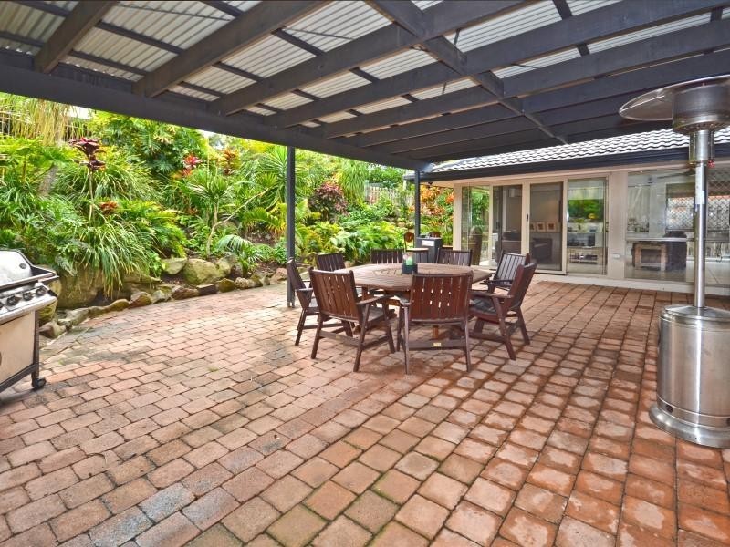 7 Stradbroke Drive, Little Mountain QLD 4551