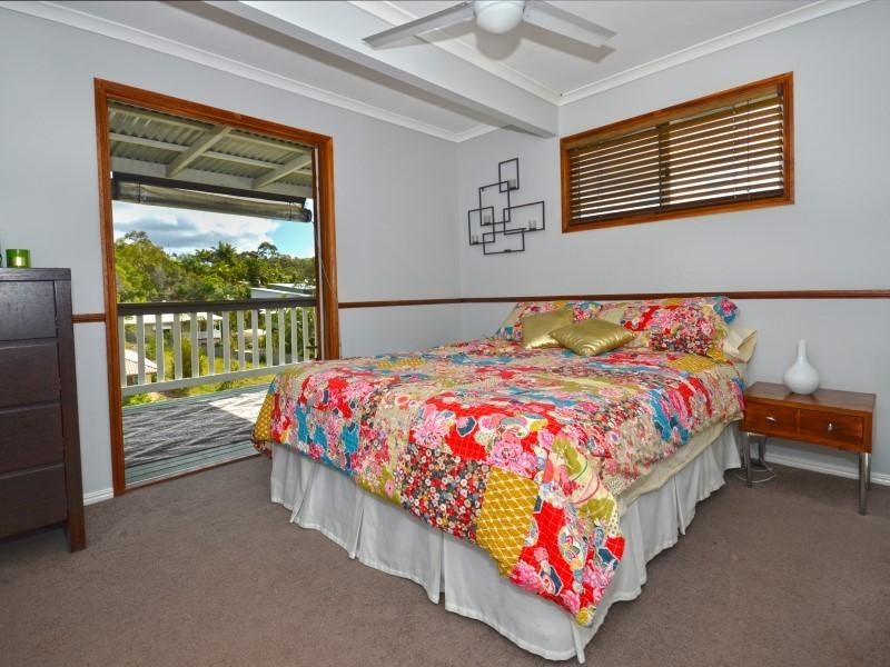 1 Stradbroke Drive, Little Mountain QLD 4551
