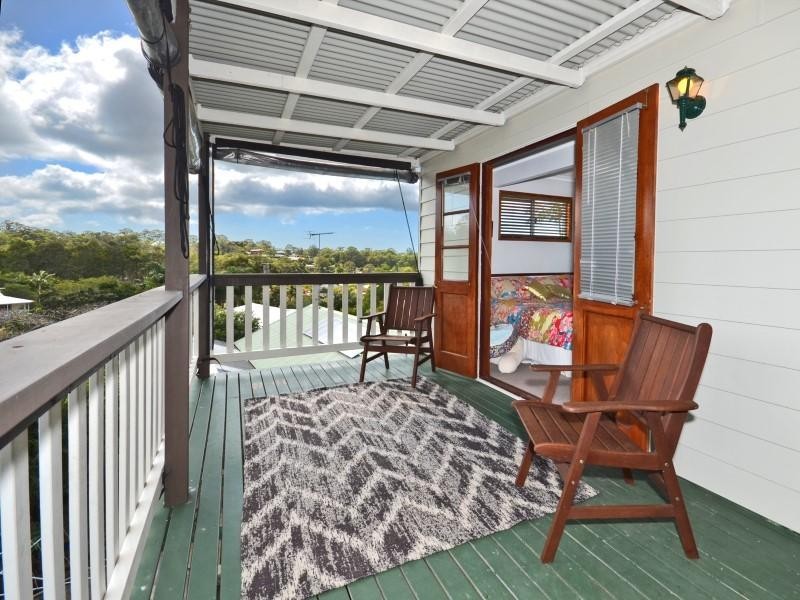 1 Stradbroke Drive, Little Mountain QLD 4551