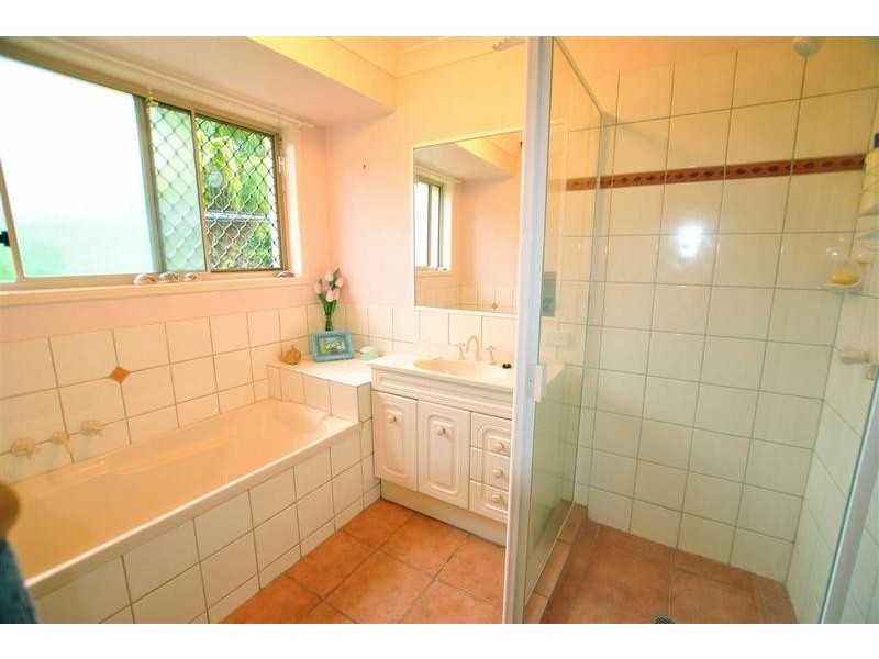 21 Stradbroke Drive, Little Mountain QLD 4551