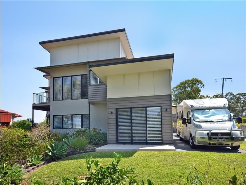 90 Sugar Bag Road, Little Mountain QLD 4551