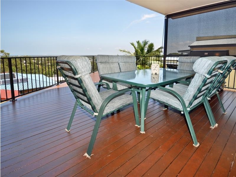 90 Sugar Bag Road, Little Mountain QLD 4551