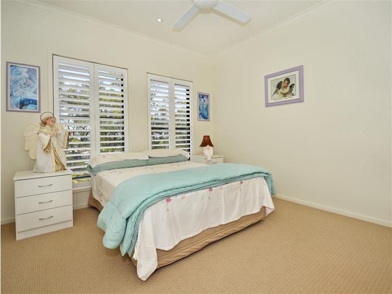 90 Sugar Bag Road, Little Mountain QLD 4551