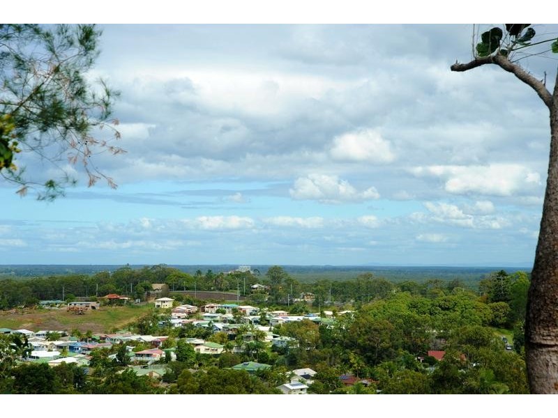 80 Sugar Bag Road, Little Mountain QLD 4551